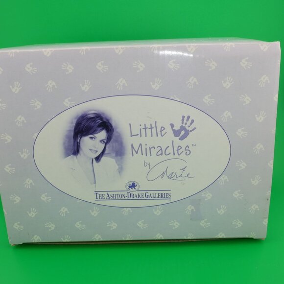 Nativity Figurine "Away In A Manger" By Ashton-Drake Galleries  LE#1873 of 5000 - Picture 2 of 7